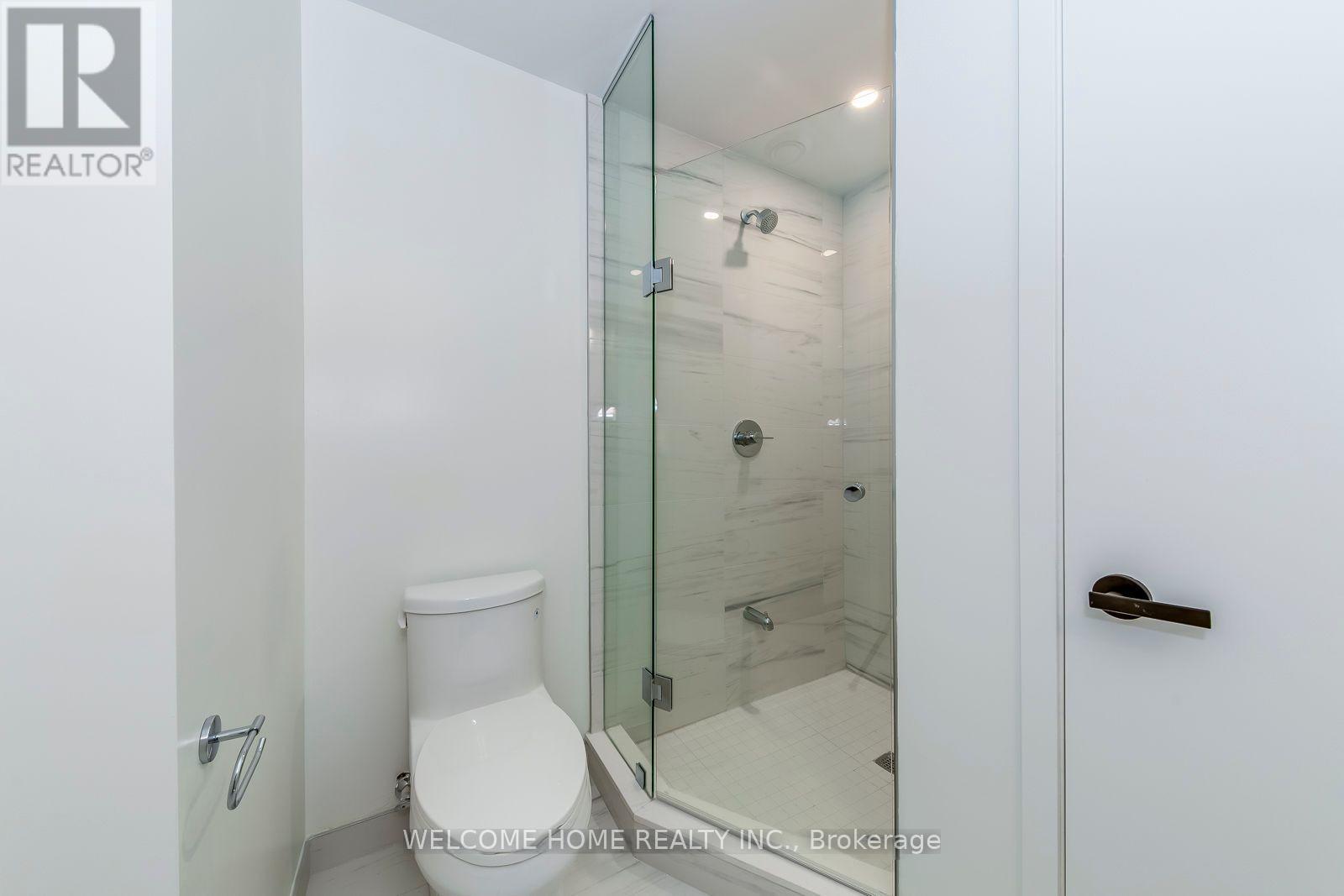 2706 - 28 Interchange Way, Vaughan, Ontario  L4K 0P8 - Photo 20 - N12477534