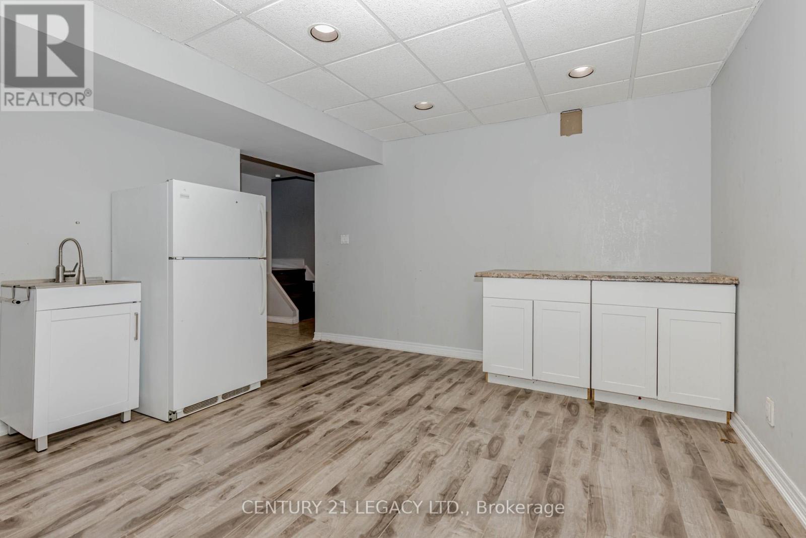 23 Alaskan Summit Court, Brampton, Ontario  L6R 1P1 - Photo 41 - W12477531