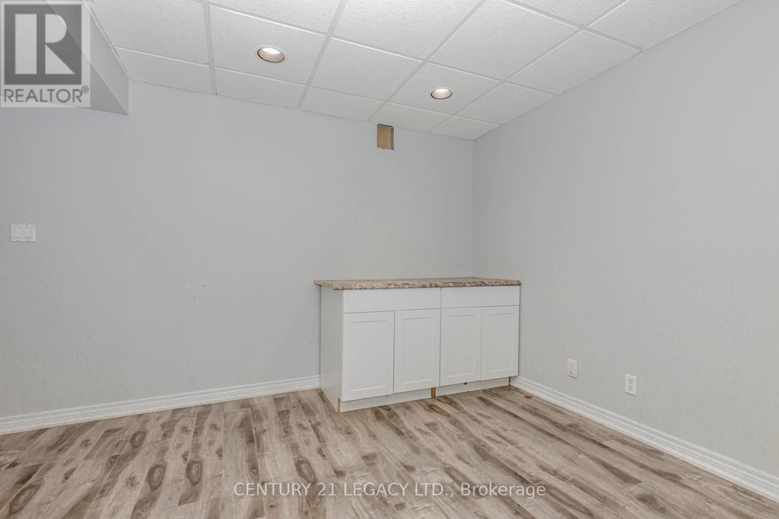 23 Alaskan Summit Court, Brampton, Ontario  L6R 1P1 - Photo 44 - W12477531