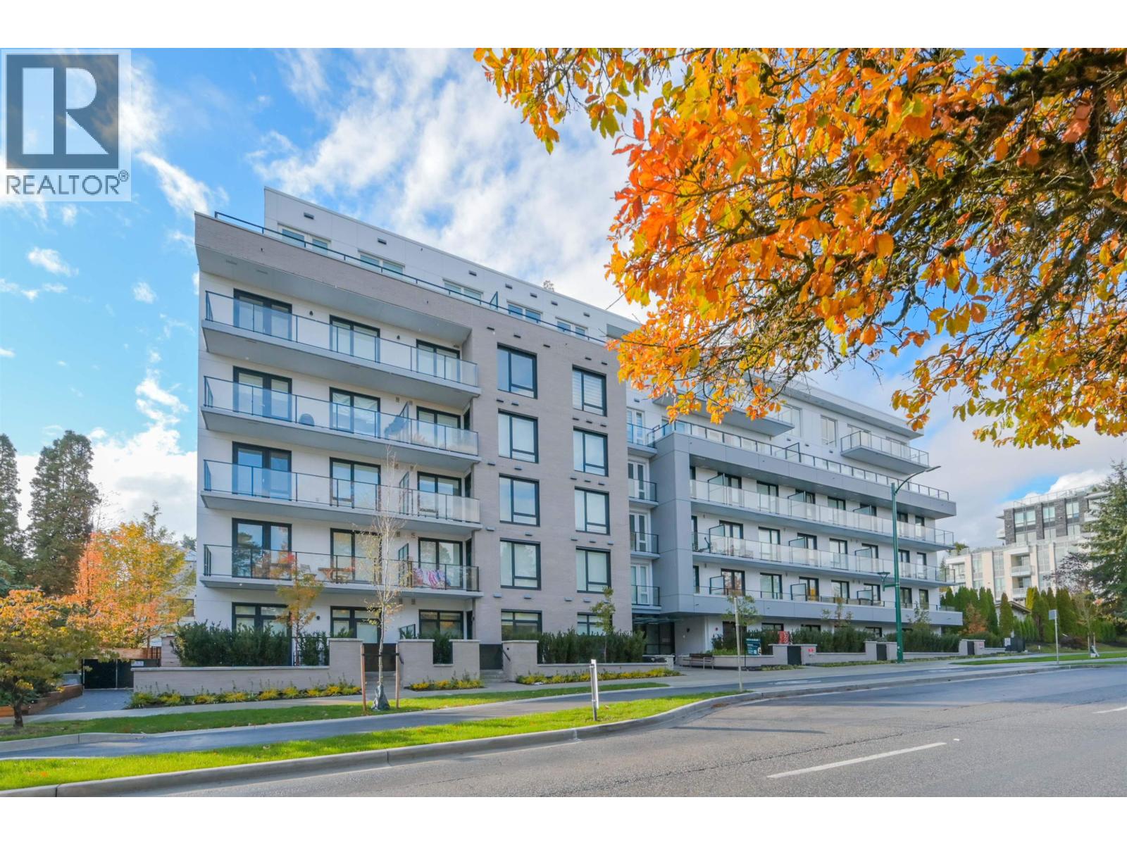 303 6859 Cambie Street, Vancouver, British Columbia  V6P 0M4 - Photo 2 - R3059970