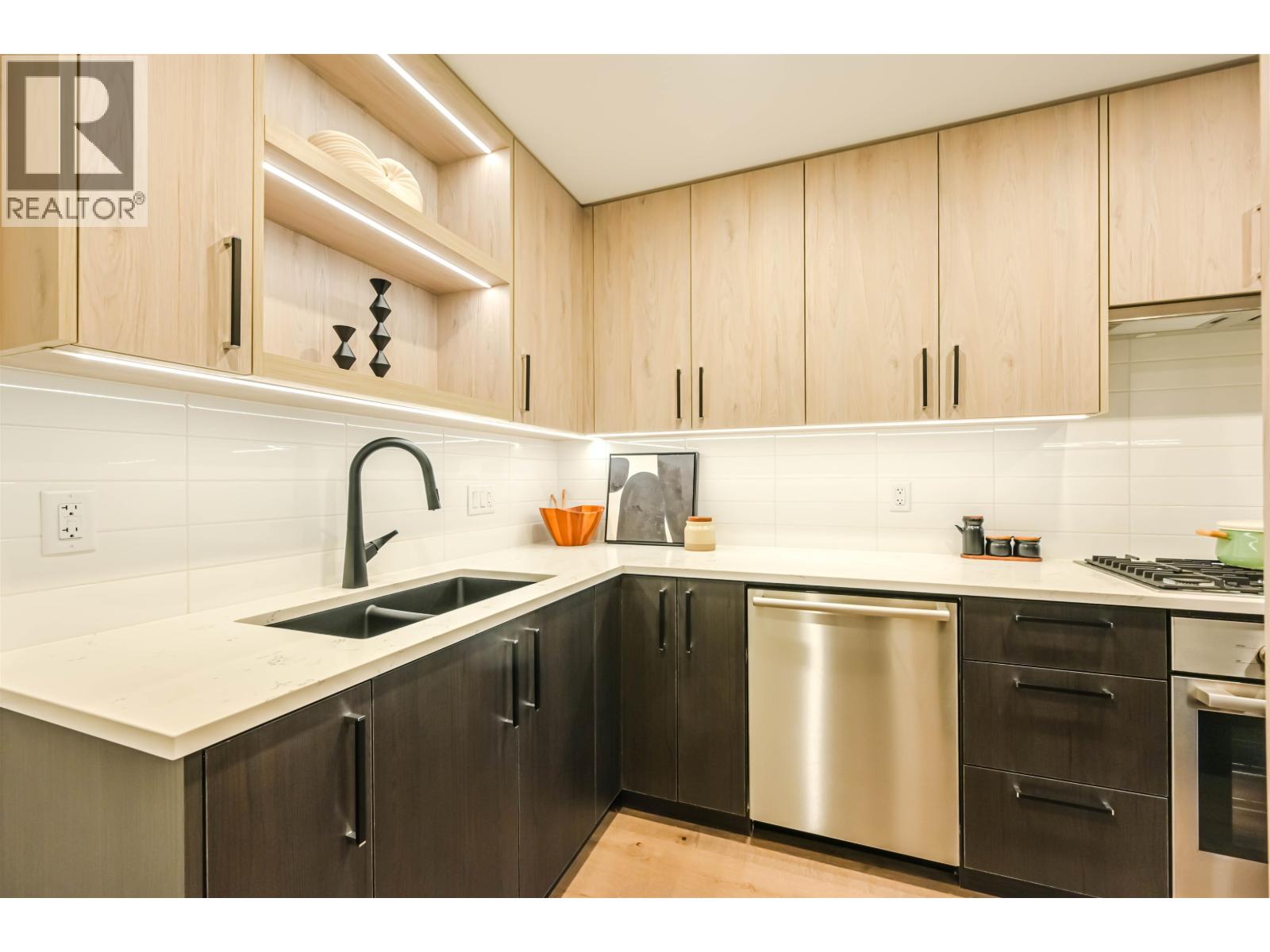 303 6859 Cambie Street, Vancouver, British Columbia  V6P 0M4 - Photo 9 - R3059970