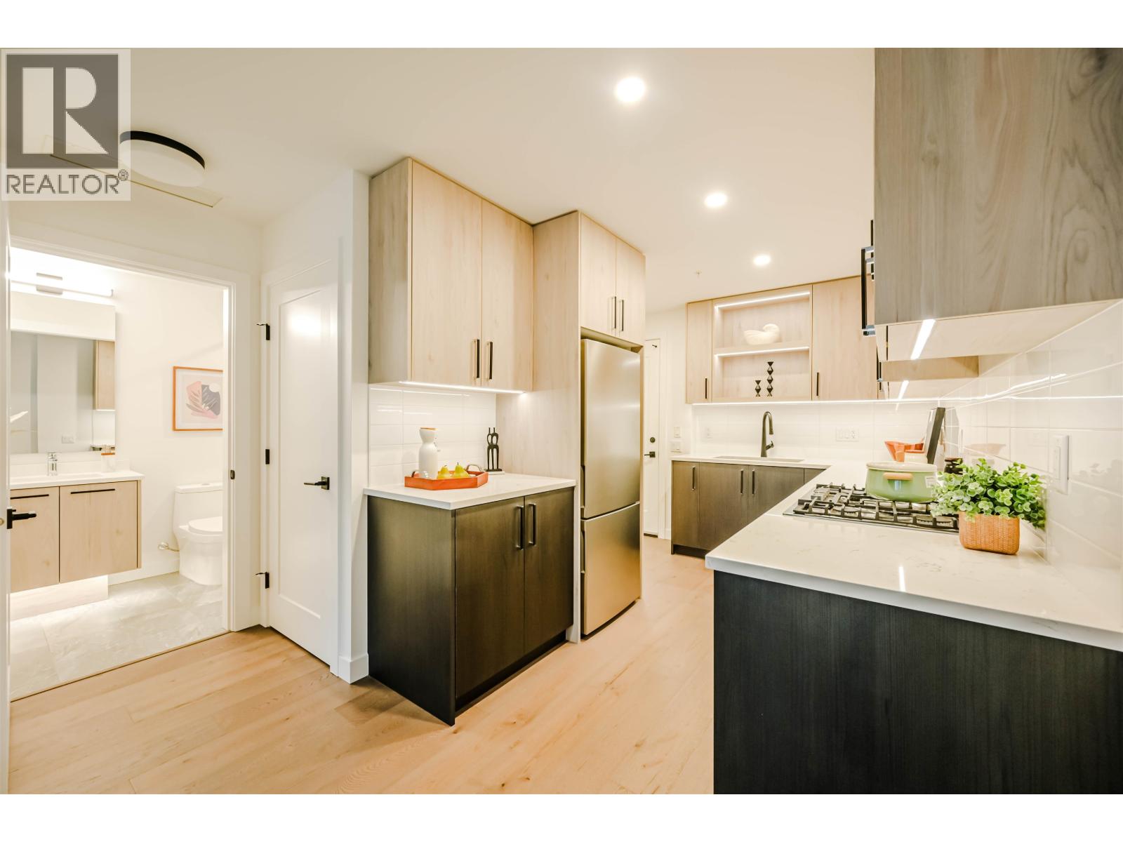303 6859 Cambie Street, Vancouver, British Columbia  V6P 0M4 - Photo 7 - R3059970