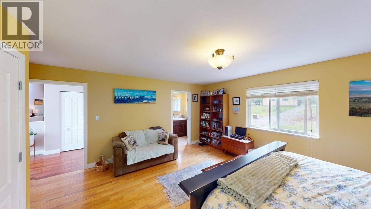 6323 Moose Point Drive, 100 Mile House, British Columbia  V0K 2K1 - Photo 21 - R3026188