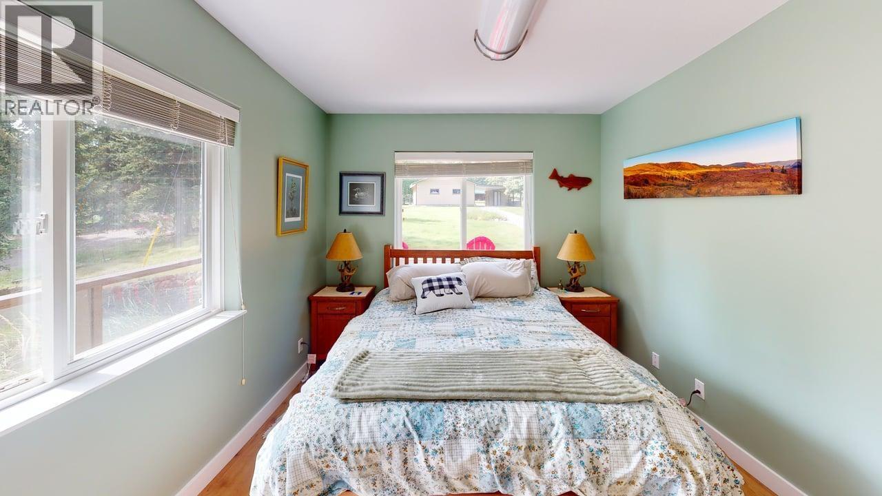 6323 Moose Point Drive, 100 Mile House, British Columbia  V0K 2K1 - Photo 24 - R3026188