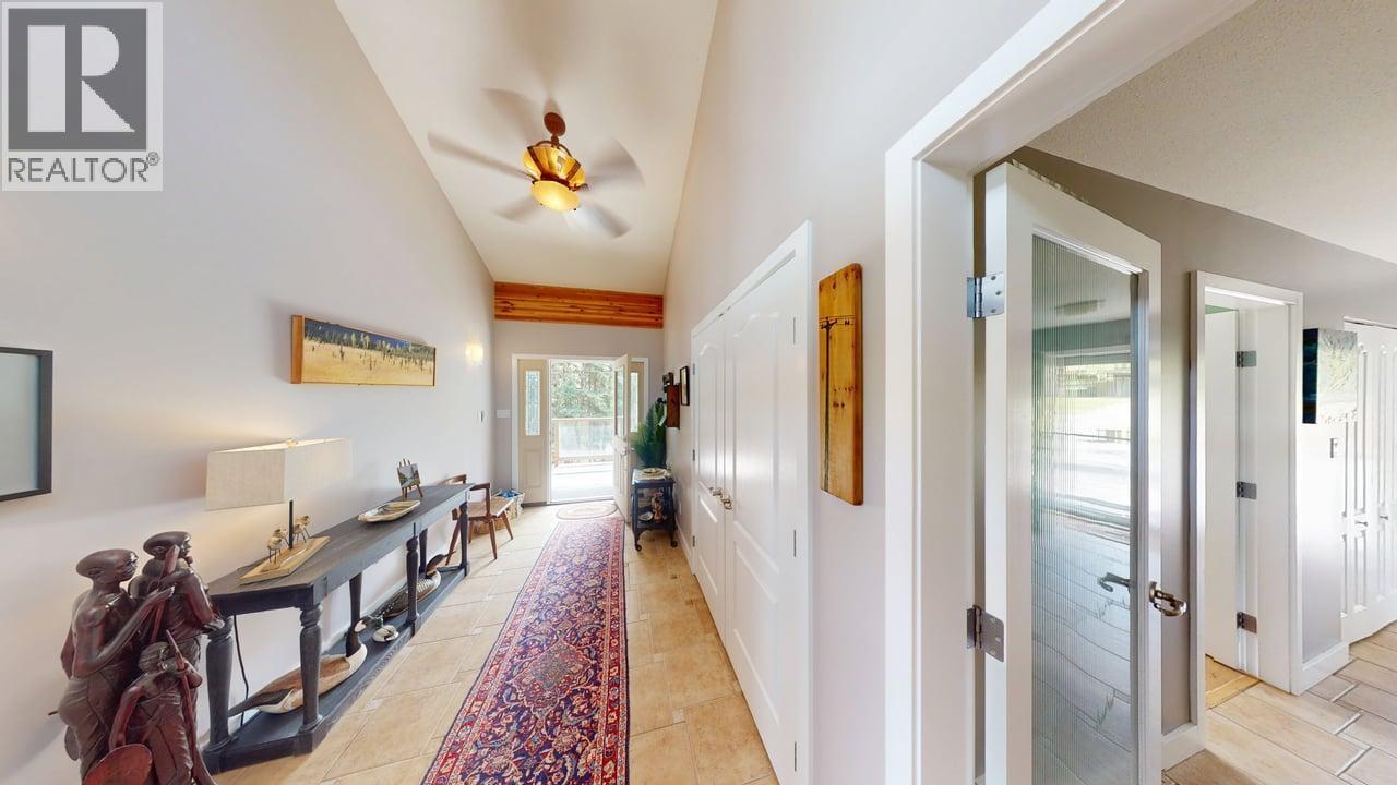 6323 Moose Point Drive, 100 Mile House, British Columbia  V0K 2K1 - Photo 37 - R3026188