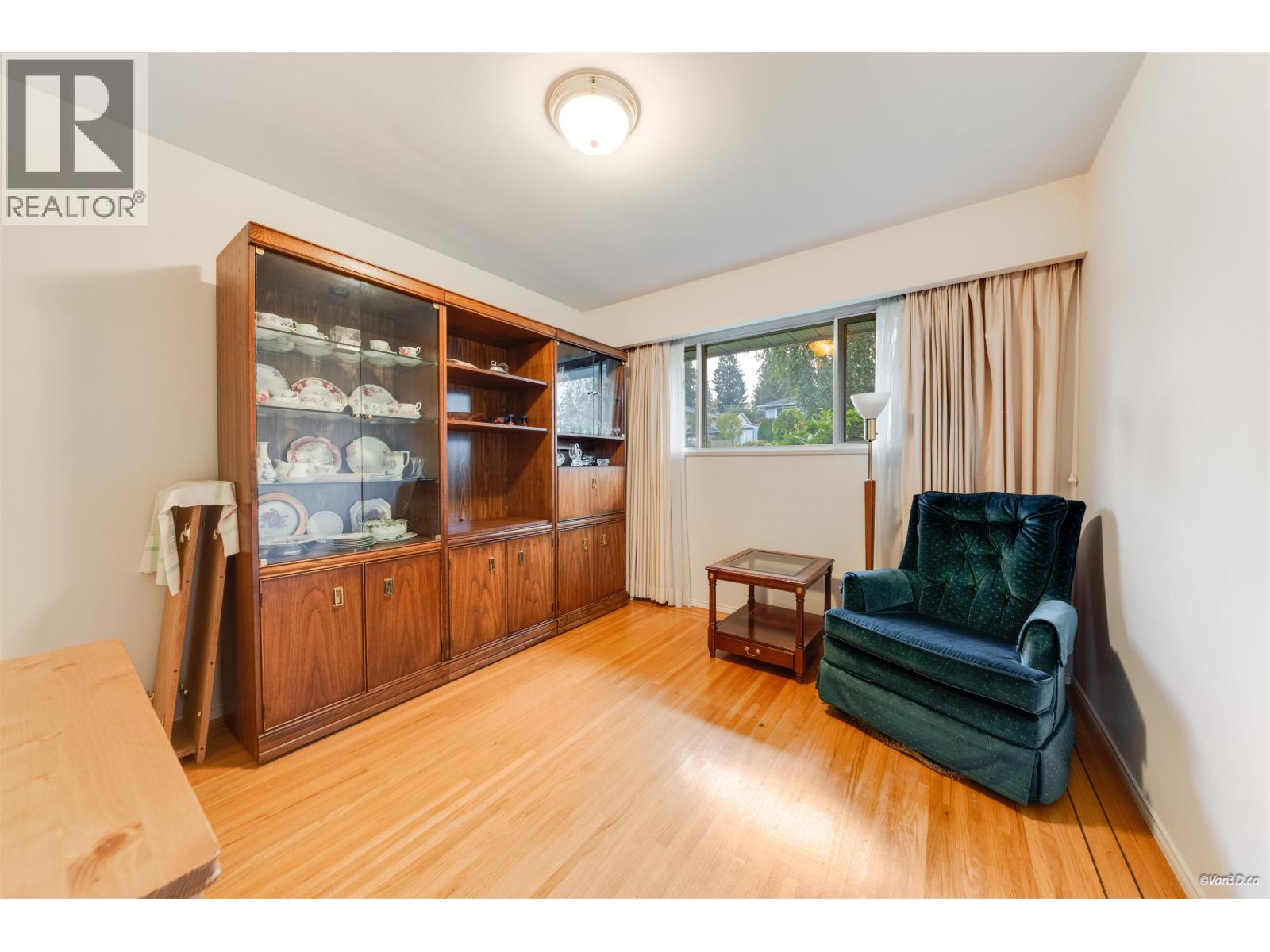 854 Kinsac Street, Coquitlam, British Columbia  V3J 4T7 - Photo 7 - R3061059