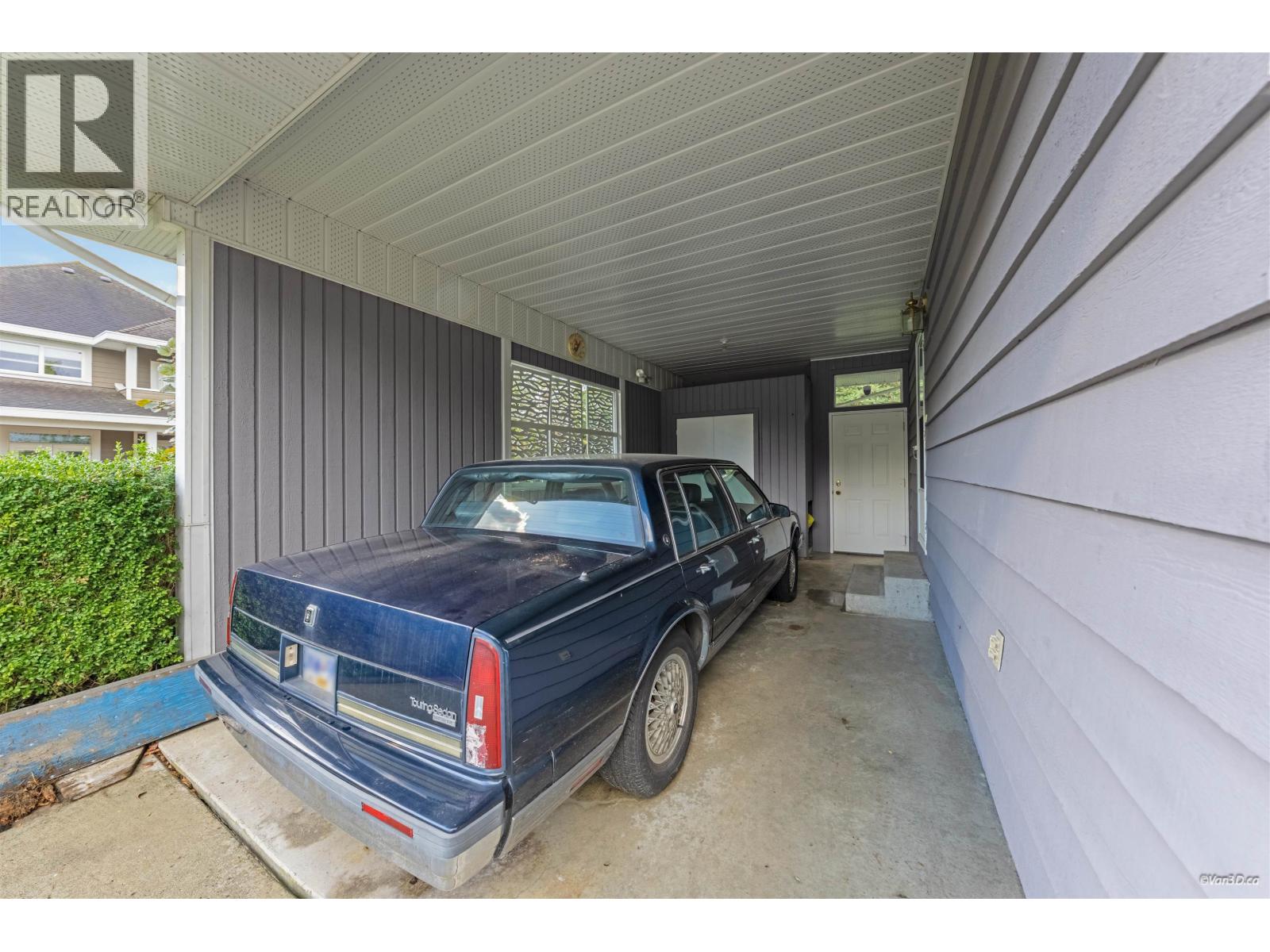 854 Kinsac Street, Coquitlam, British Columbia  V3J 4T7 - Photo 32 - R3061059