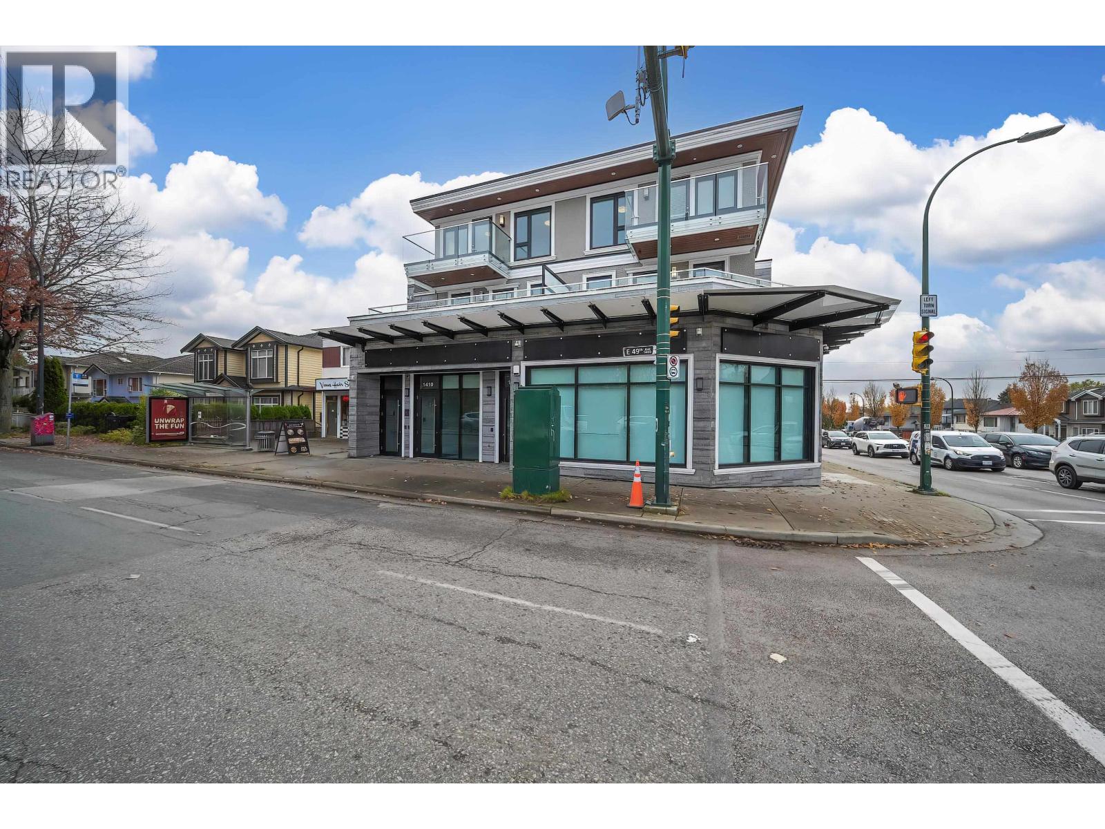 6508 Knight Street, Vancouver, British Columbia  V5P 2W2 - Photo 1 - C8073250