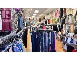 2454 E HASTINGS STREET