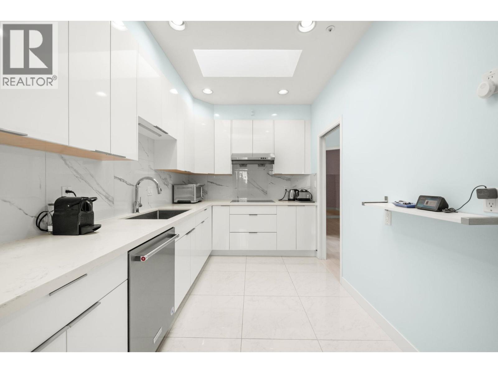 5657 Kerr Street, Vancouver, British Columbia  V5R 4B5 - Photo 8 - R3060503