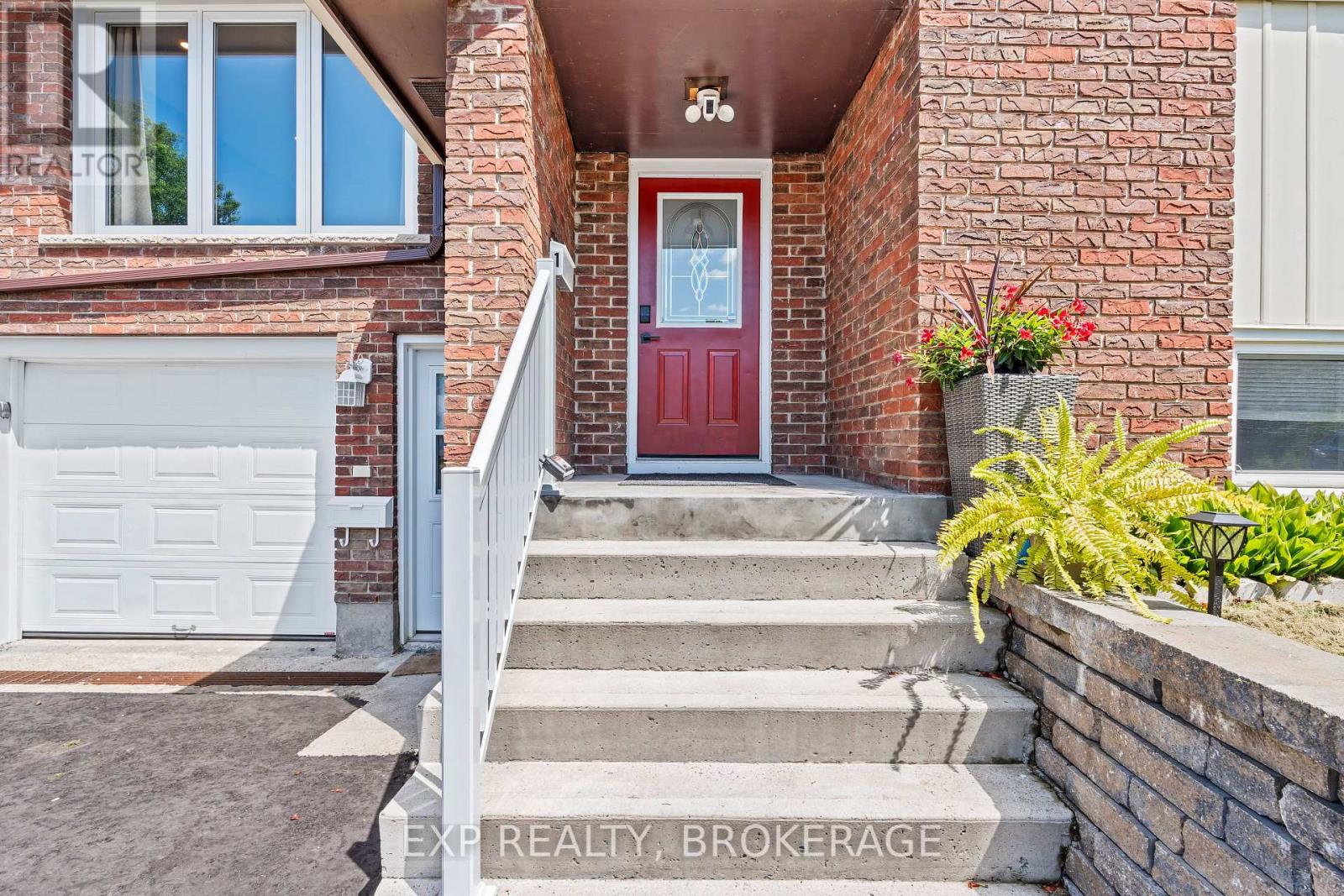 968 Kenshaw Street, Kingston (North Of Taylor-Kidd Blvd), Ontario  K7P 1M1 - Photo 2 - X12477574