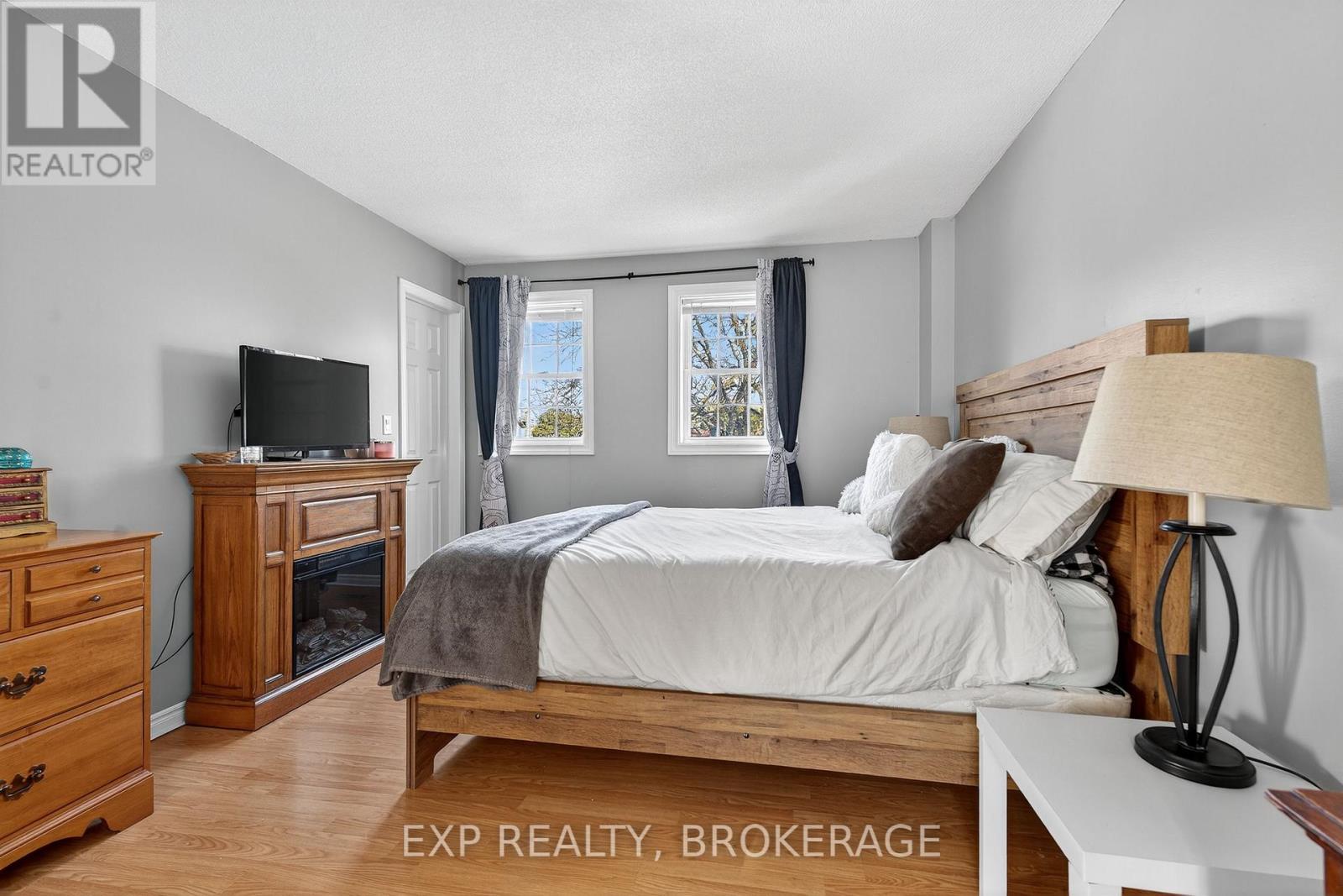 50 Chartwell Crescent, Kingston (Kingston East (Incl Barret Crt)), Ontario  K7K 6P3 - Photo 22 - X12477578
