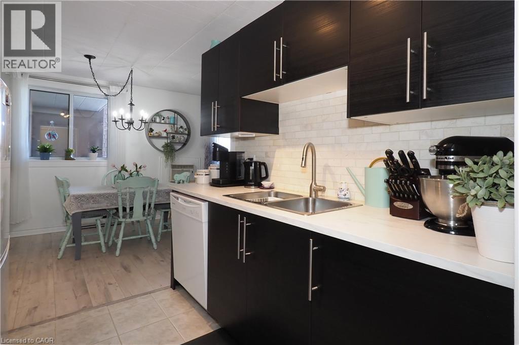 29 West Avenue Unit# 403, Kitchener, Ontario  N2M 5E4 - Photo 16 - 40781590
