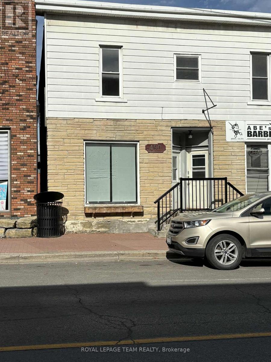 B - 490 Main Street, North Dundas, Ontario  K0C 2K0 - Photo 2 - X12427960
