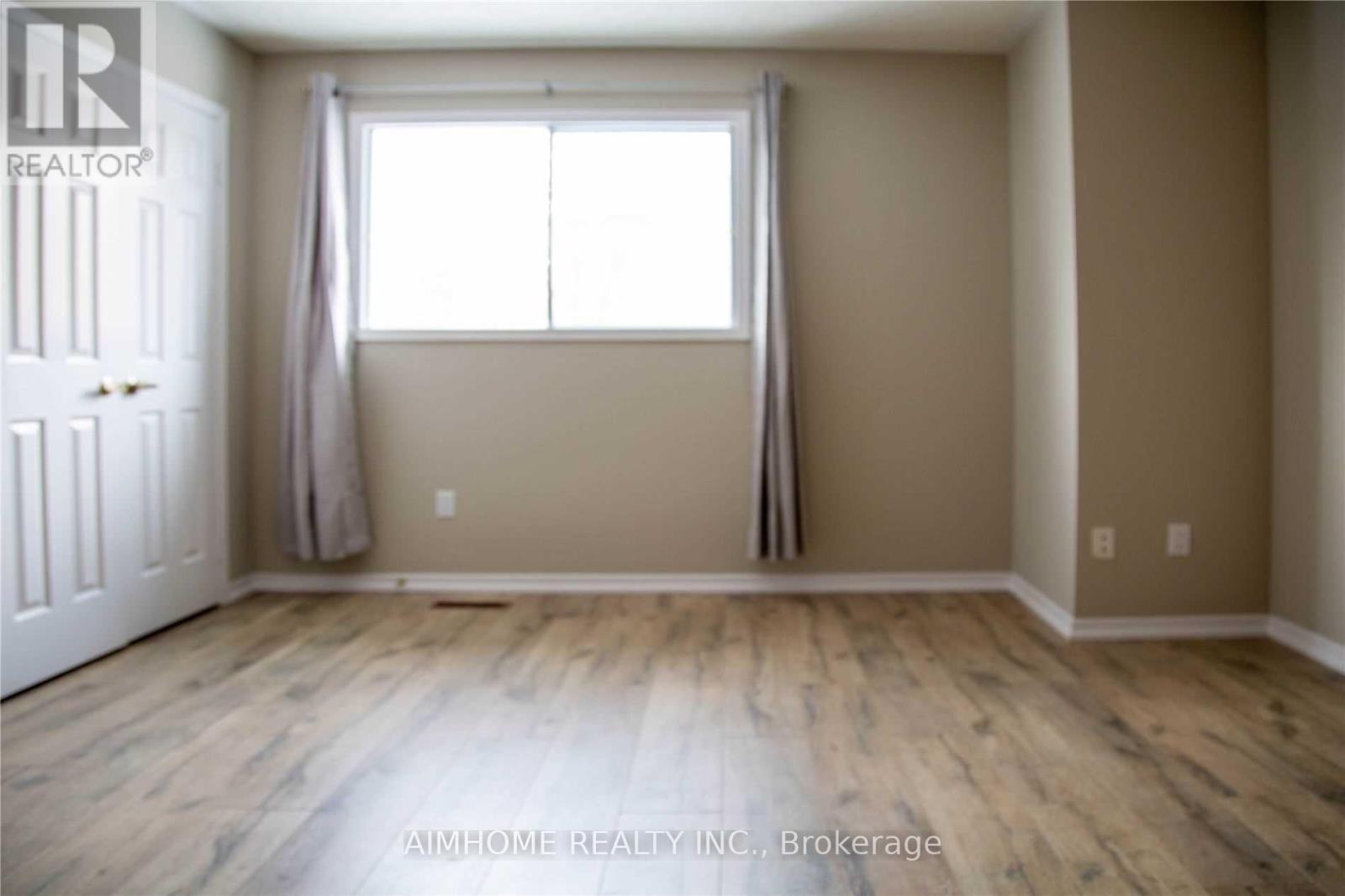 66 Devonsleigh Boulevard, Richmond Hill, Ontario  L4S 1H2 - Photo 17 - N12466078