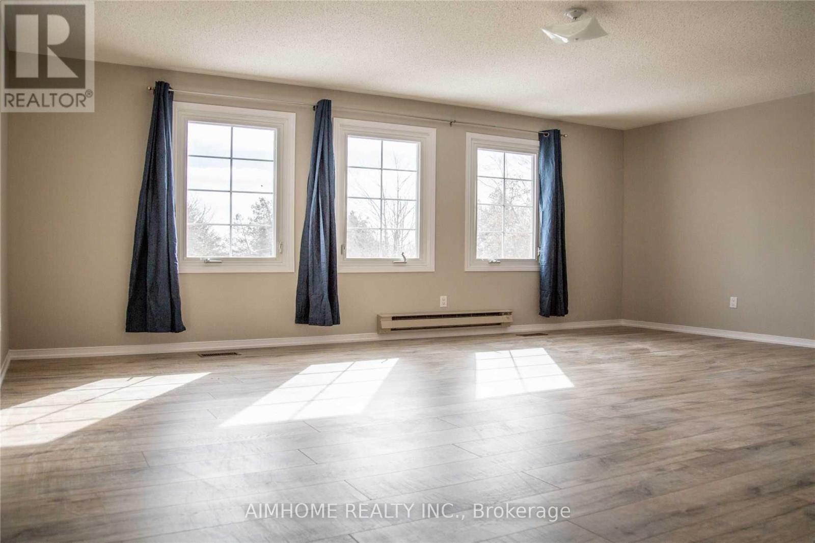 66 Devonsleigh Boulevard, Richmond Hill, Ontario  L4S 1H2 - Photo 19 - N12466078