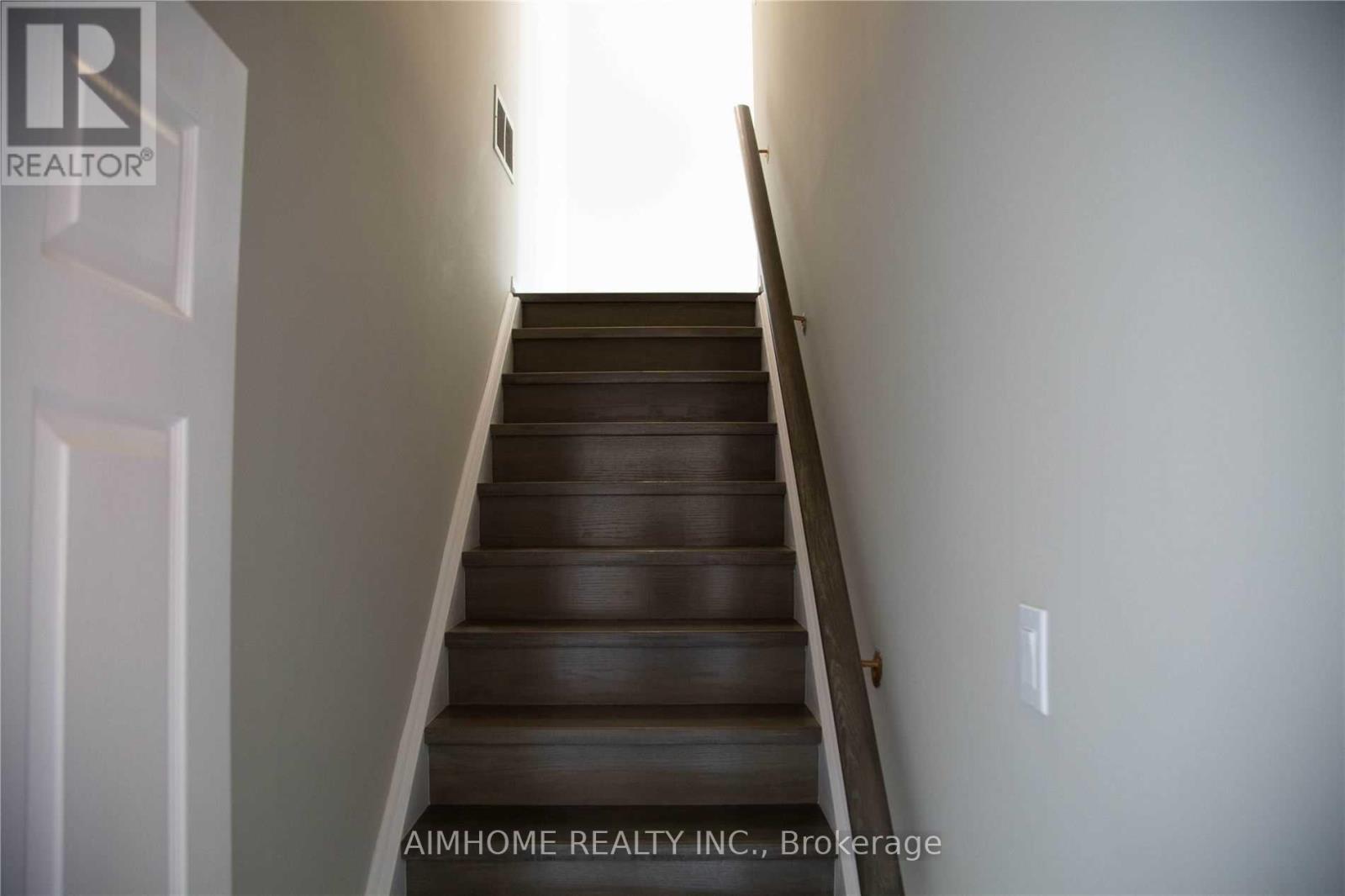 66 Devonsleigh Boulevard, Richmond Hill, Ontario  L4S 1H2 - Photo 18 - N12466078