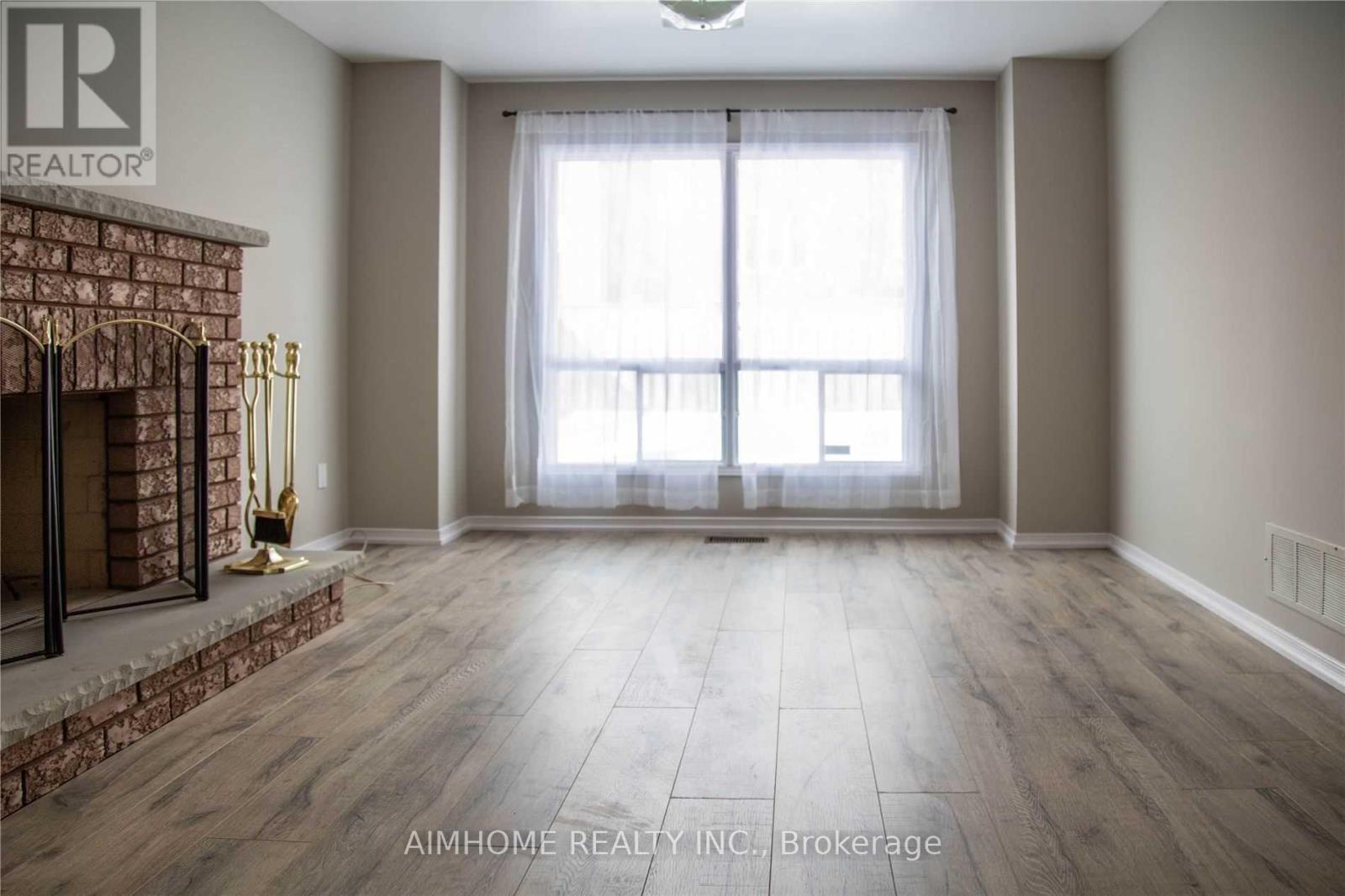 66 Devonsleigh Boulevard, Richmond Hill, Ontario  L4S 1H2 - Photo 6 - N12466078