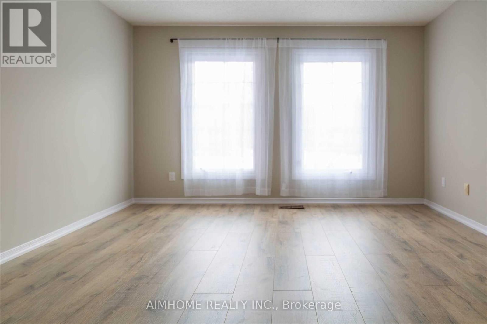 66 Devonsleigh Boulevard, Richmond Hill, Ontario  L4S 1H2 - Photo 14 - N12466078