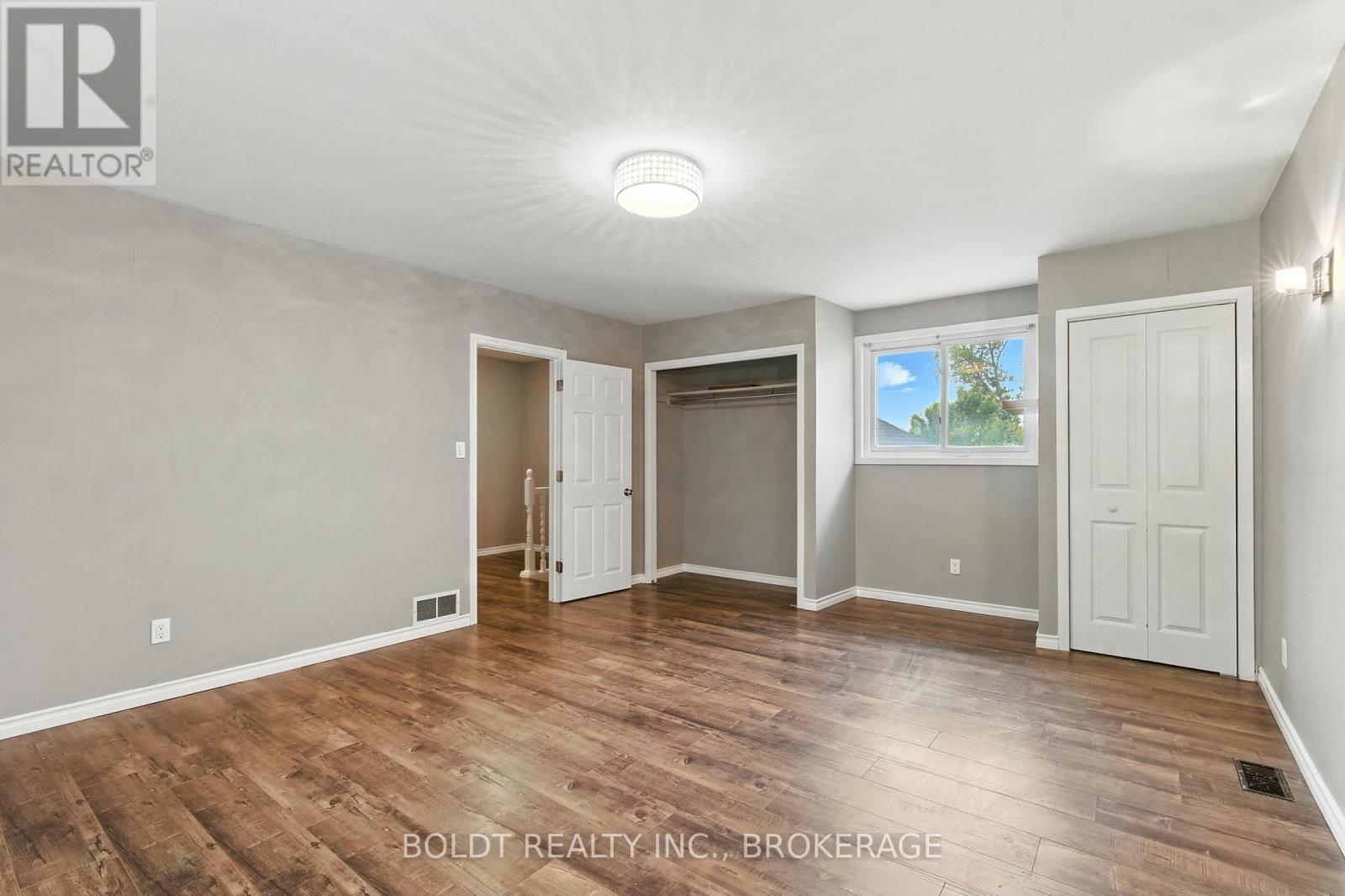 63 Permilla Street, St. Catharines, Ontario  L2S 2G4 - Photo 25 - X12475562