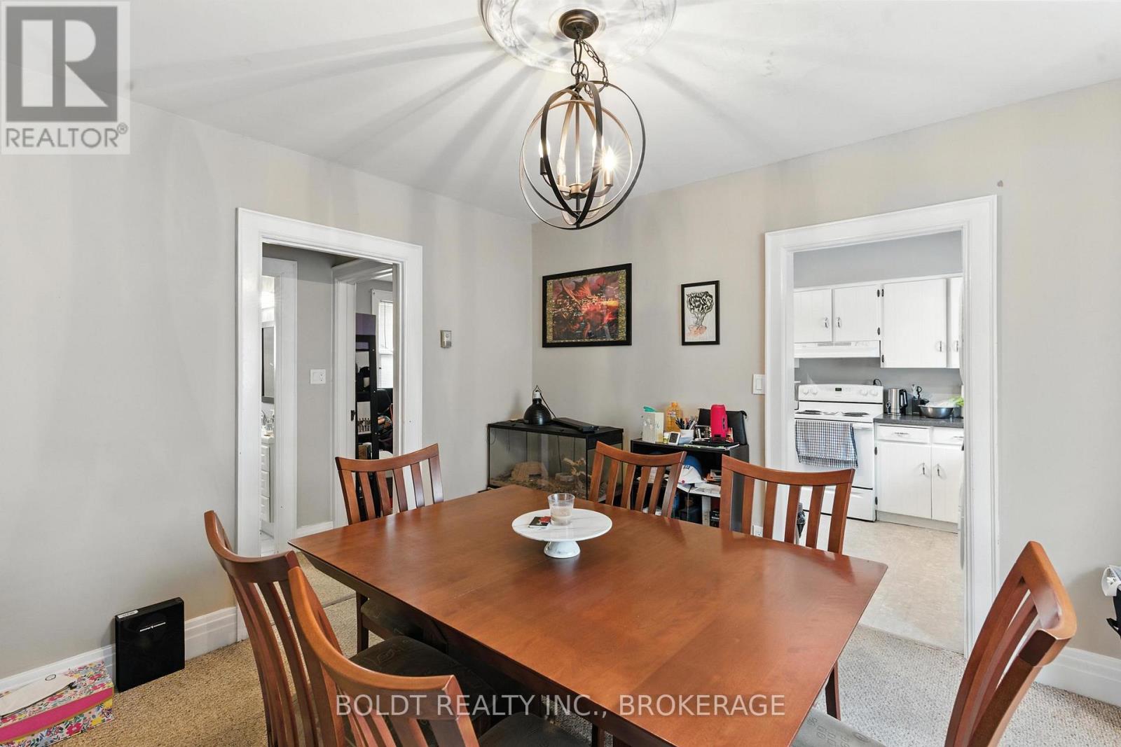 63 Permilla Street, St. Catharines, Ontario  L2S 2G4 - Photo 6 - X12475562