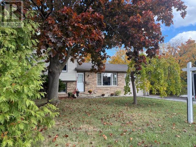 2 Northwood Place, St. Thomas, Ontario  N5P 2J4 - Photo 3 - X12245753