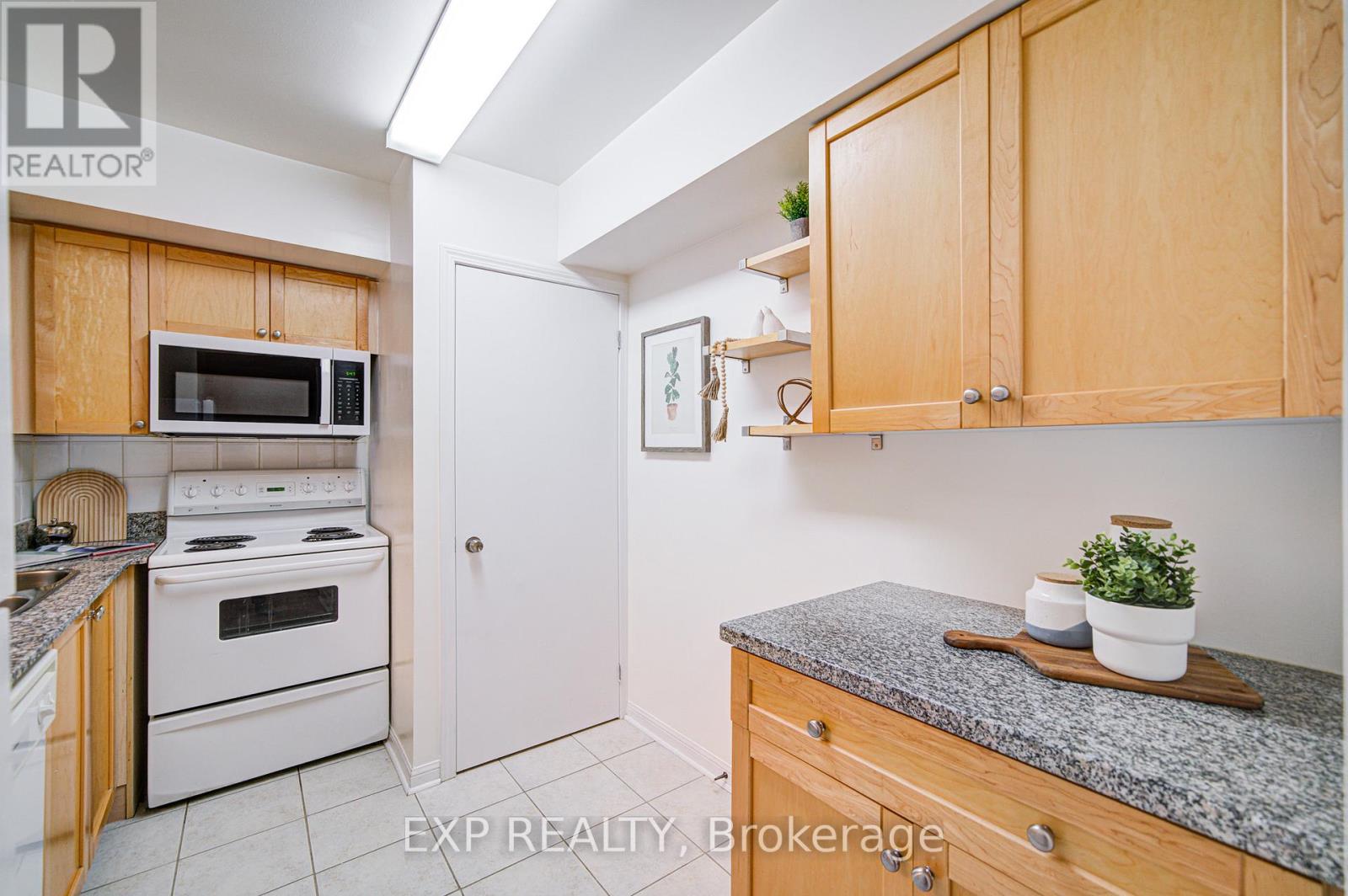 146 - 3 Everson Drive, Toronto, Ontario  M2N 7C2 - Photo 21 - C12477540
