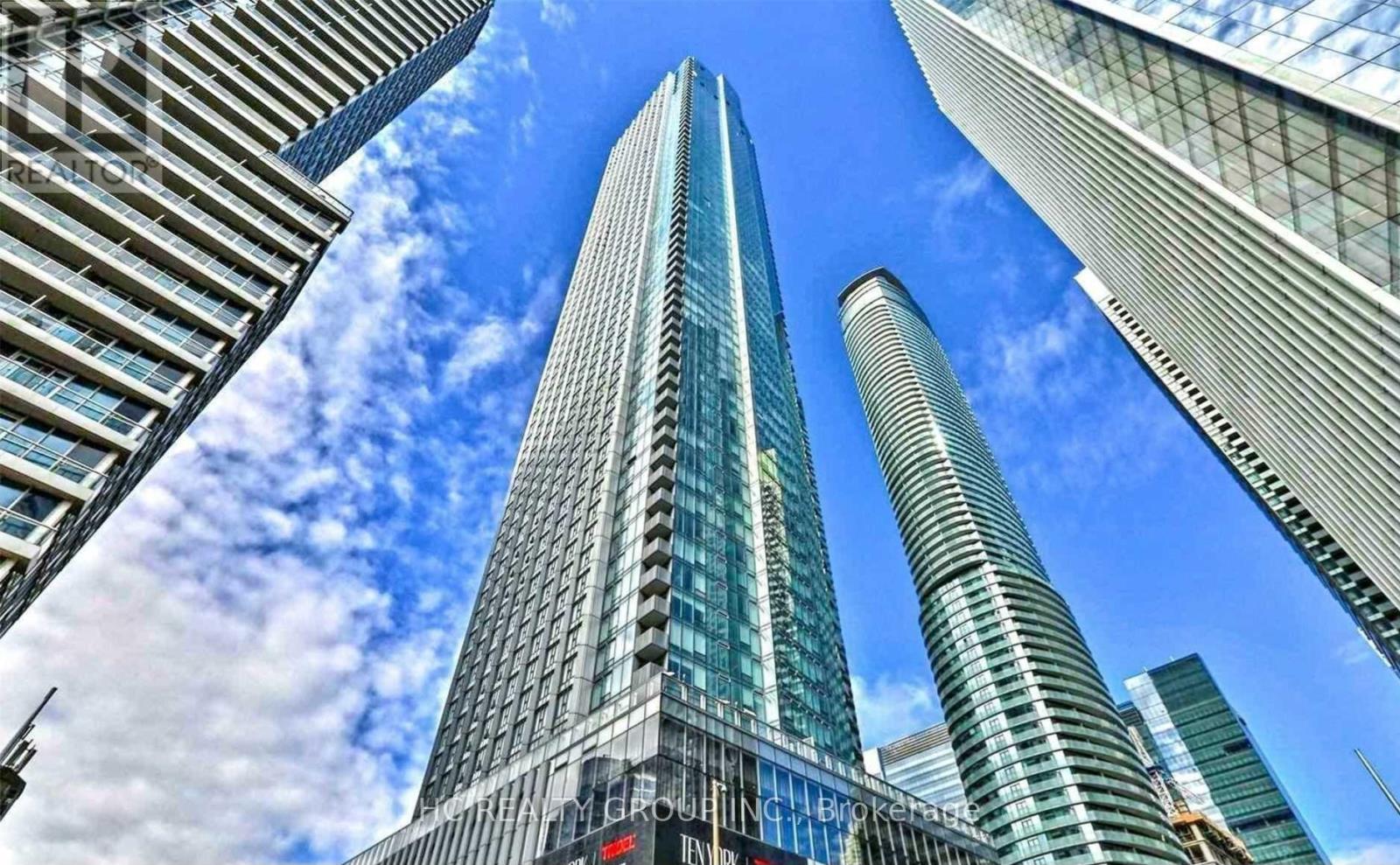 5607 - 10 YORK STREET, Toronto, Ontario