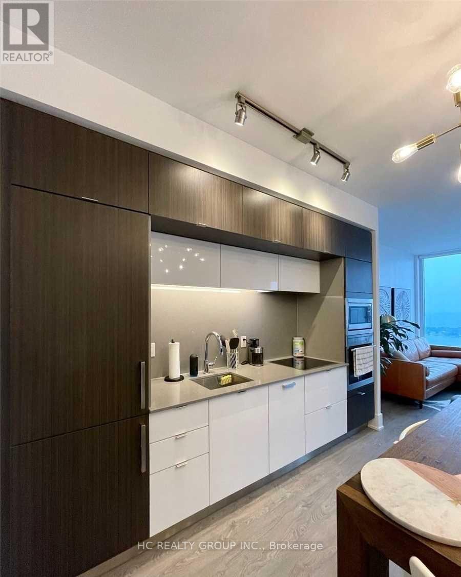 5607 - 10 York Street, Toronto, Ontario  M5J 2L6 - Photo 3 - C12477541