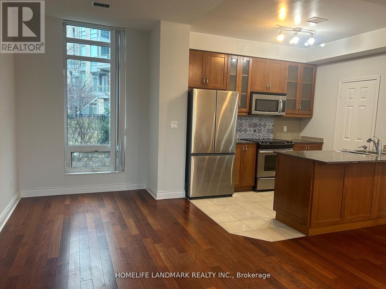 580 Doris Avenue, Toronto, Ontario  M2N 7H4 - Photo 5 - C12477543