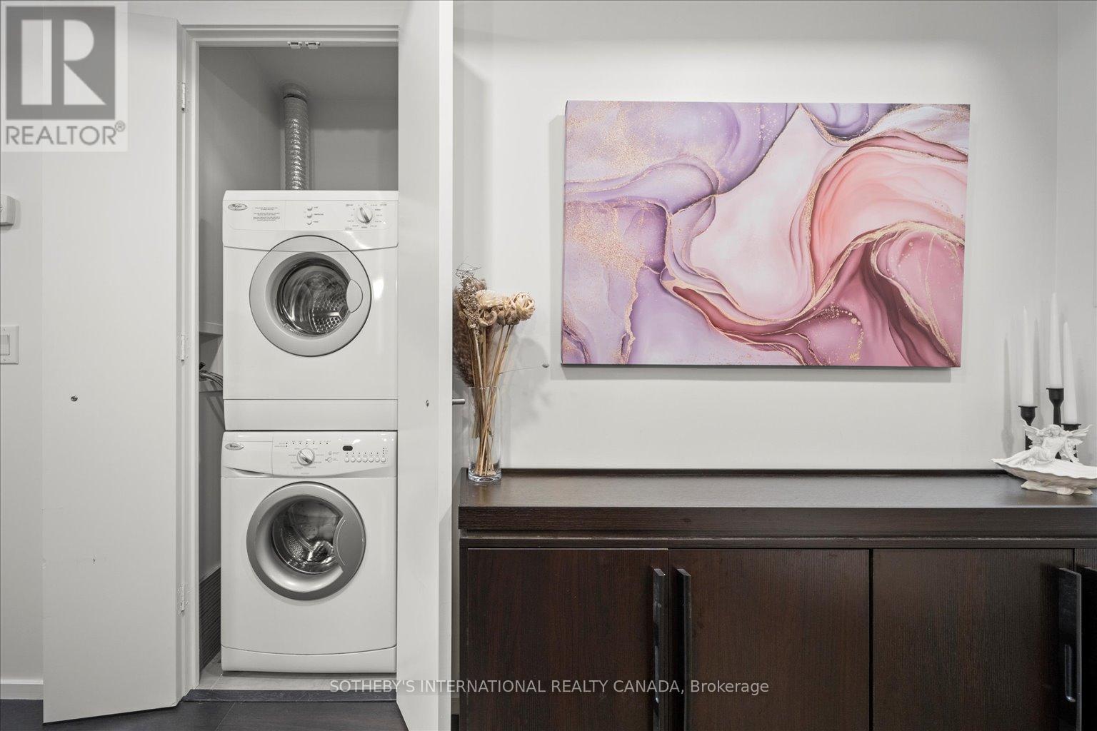415 - 8 Charlotte Street, Toronto, Ontario  M5V 0K4 - Photo 18 - C12477569