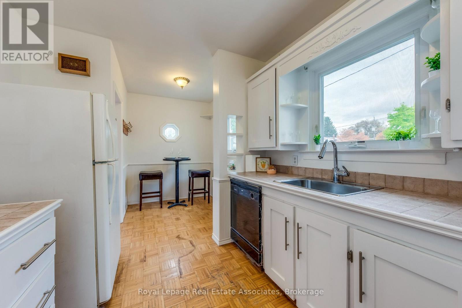 21 Brenton Street, Toronto, Ontario  M4B 1E1 - Photo 19 - E12477585
