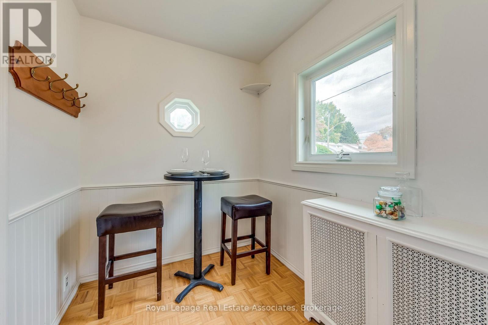 21 Brenton Street, Toronto, Ontario  M4B 1E1 - Photo 24 - E12477585