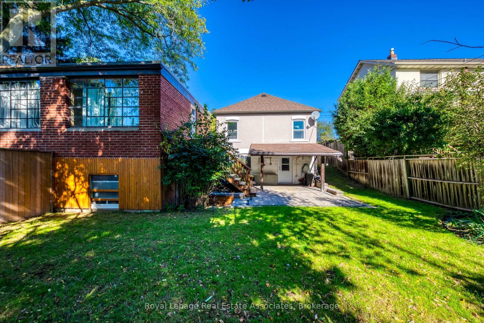 21 Brenton Street, Toronto, Ontario  M4B 1E1 - Photo 34 - E12477585