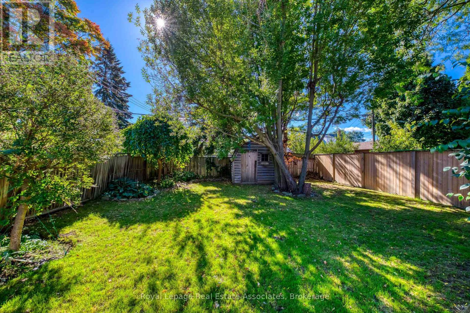21 Brenton Street, Toronto, Ontario  M4B 1E1 - Photo 38 - E12477585