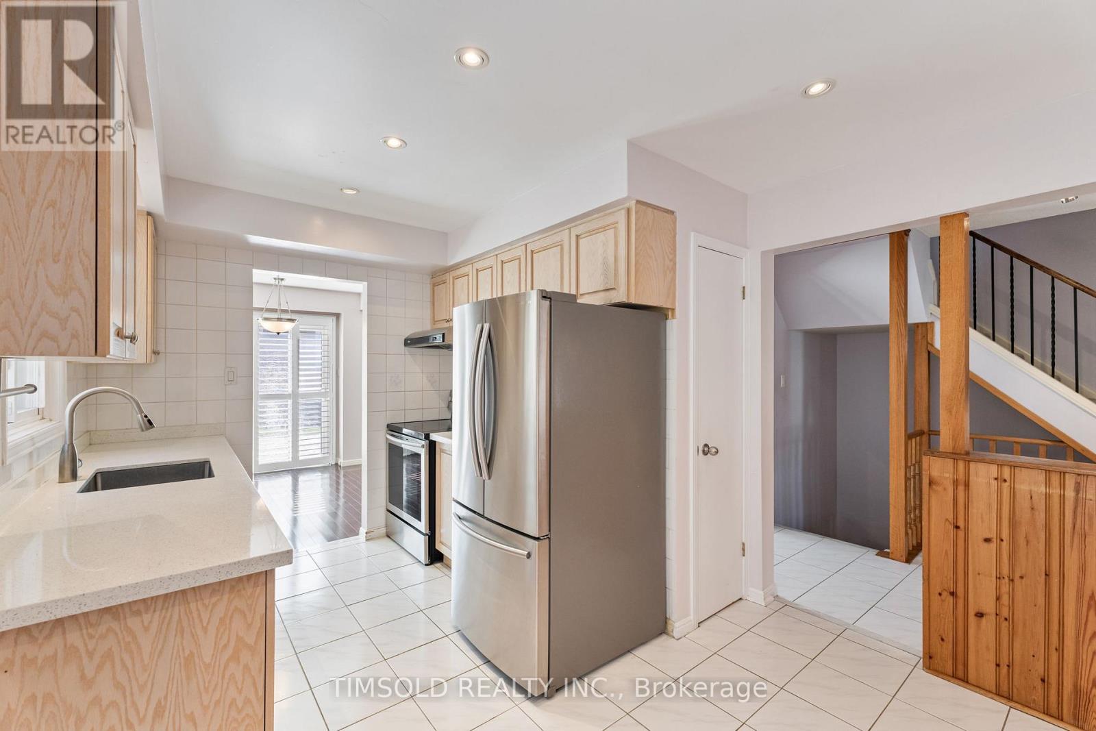 47 Carolbreen Square, Toronto, Ontario  M1V 1J1 - Photo 14 - E12477588