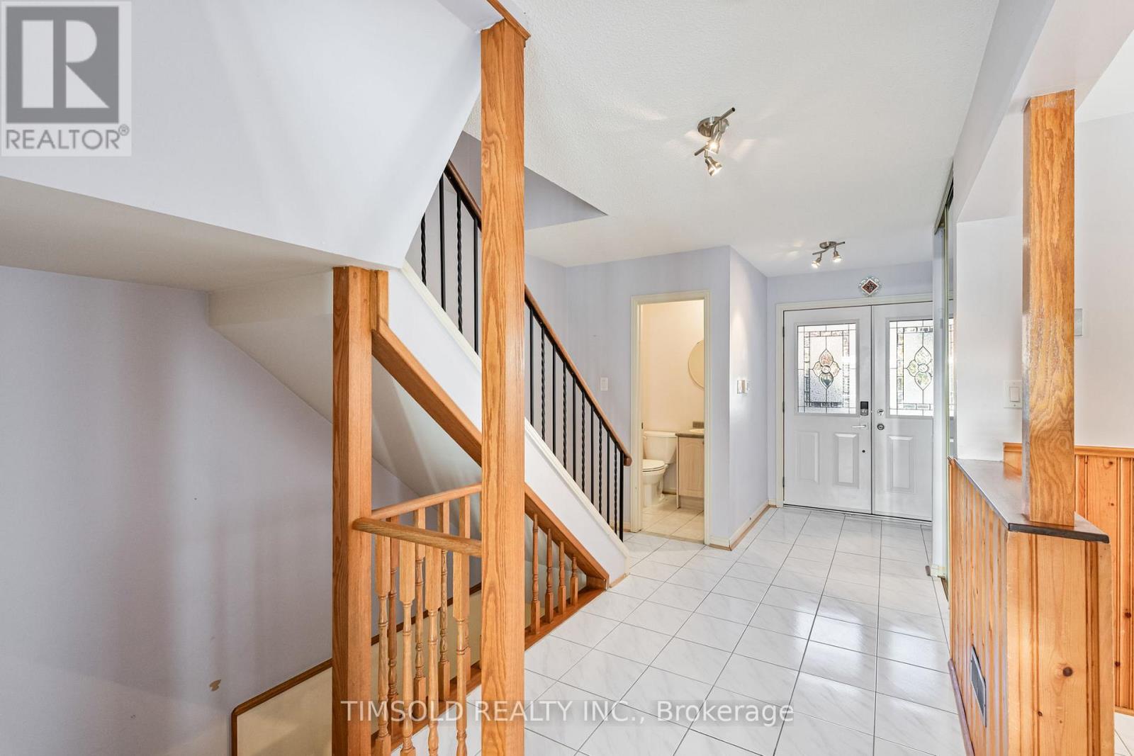 47 Carolbreen Square, Toronto, Ontario  M1V 1J1 - Photo 4 - E12477588