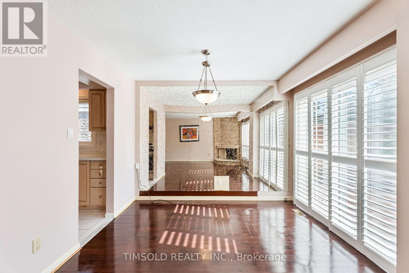 47 Carolbreen Square, Toronto, Ontario  M1V 1J1 - Photo 9 - E12477588