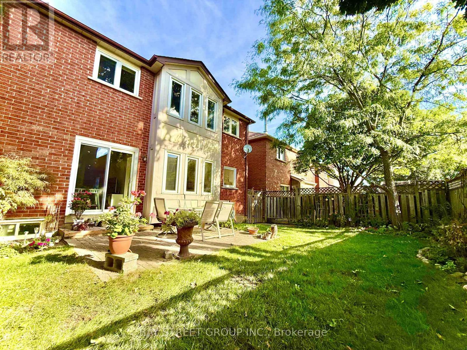 65 Rosedale Heights Drive, Vaughan, Ontario  L4J 4T8 - Photo 35 - N12477538