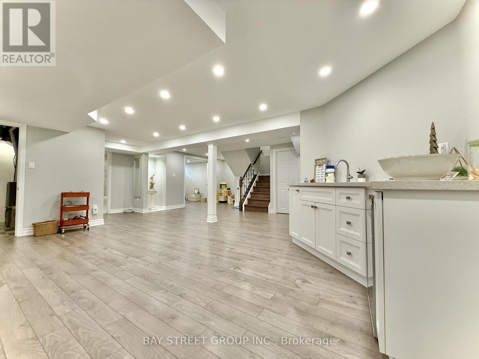 65 Rosedale Heights Drive, Vaughan, Ontario  L4J 4T8 - Photo 39 - N12477538