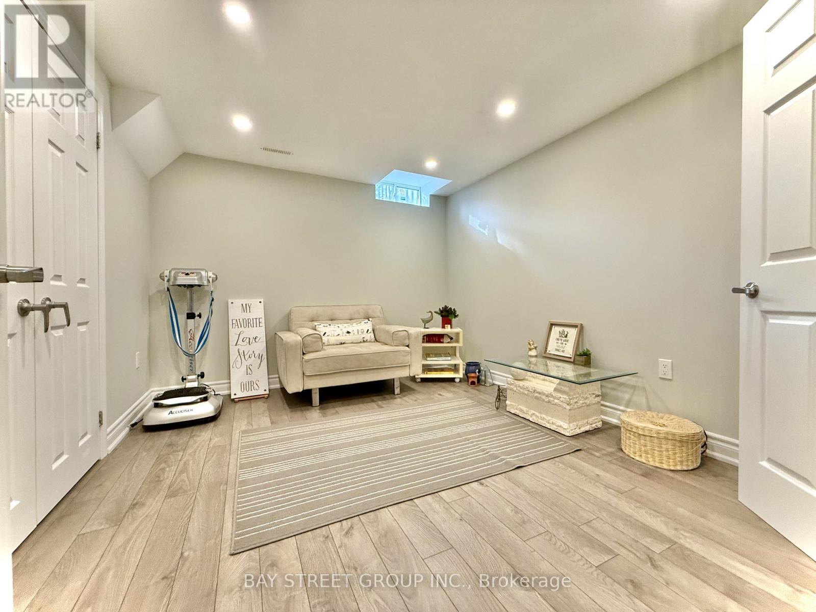 65 Rosedale Heights Drive, Vaughan, Ontario  L4J 4T8 - Photo 42 - N12477538