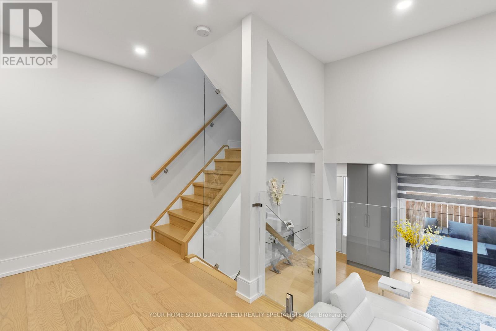 146 Milestone Crescent, Aurora, Ontario  L4G 3M2 - Photo 7 - N12477579