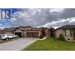 124 MONIQUE CRESCENT, Barrie, Ontario