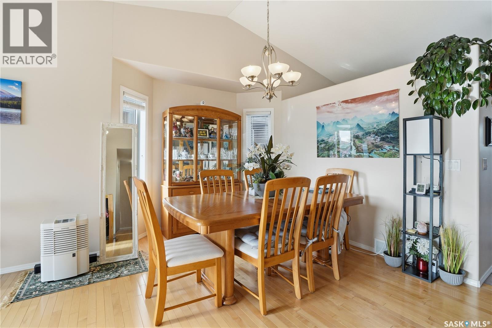 223 Blackburn Crescent, Saskatoon, Saskatchewan  S7V 1E9 - Photo 9 - SK021228