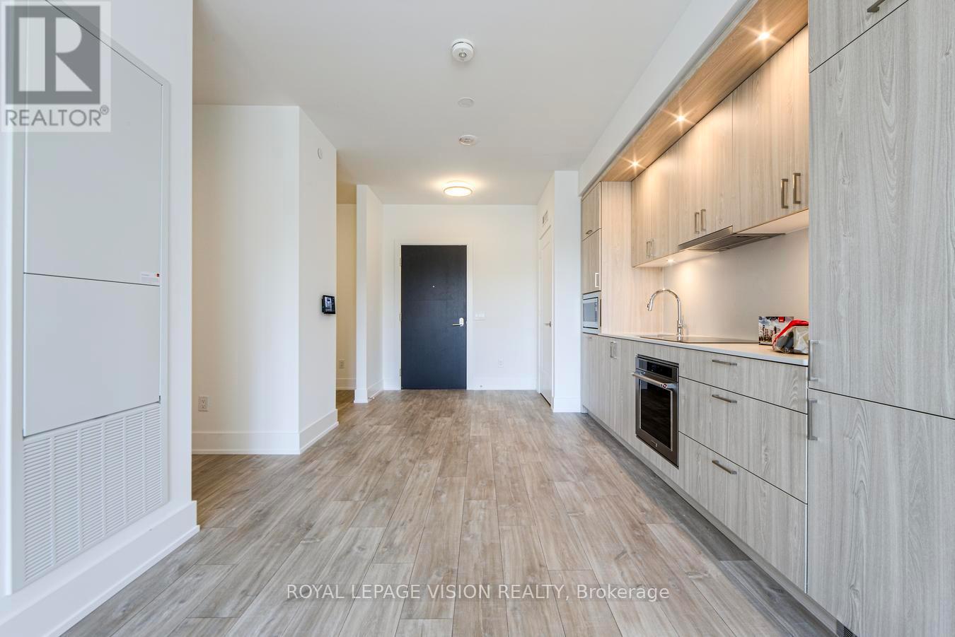 413 - 259 The Kingsway, Toronto, Ontario  M9A 0G2 - Photo 12 - W12477554