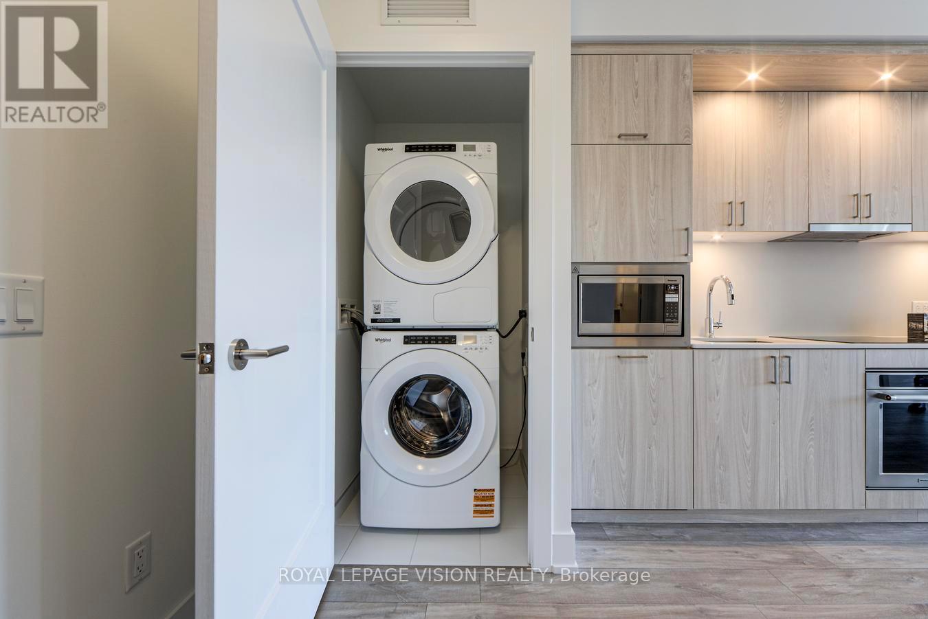 413 - 259 The Kingsway, Toronto, Ontario  M9A 0G2 - Photo 23 - W12477554