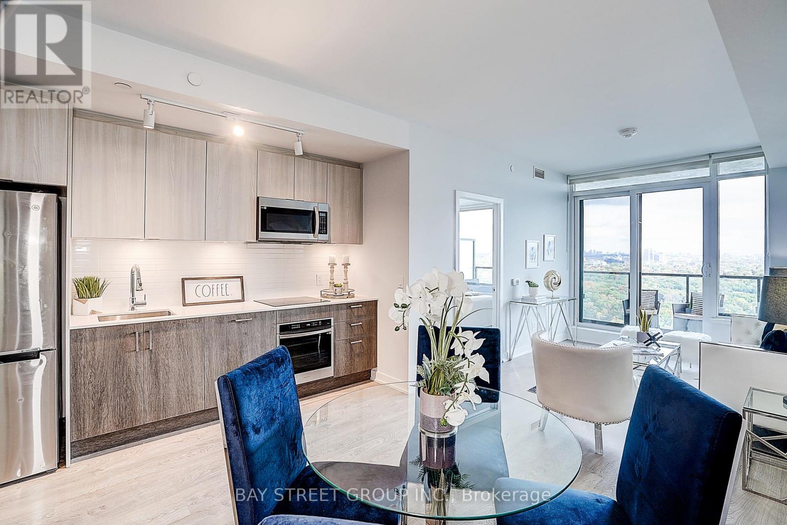 3805 - 1926 Lake Shore Boulevard W, Toronto, Ontario  M6S 1A2 - Photo 12 - W12477556