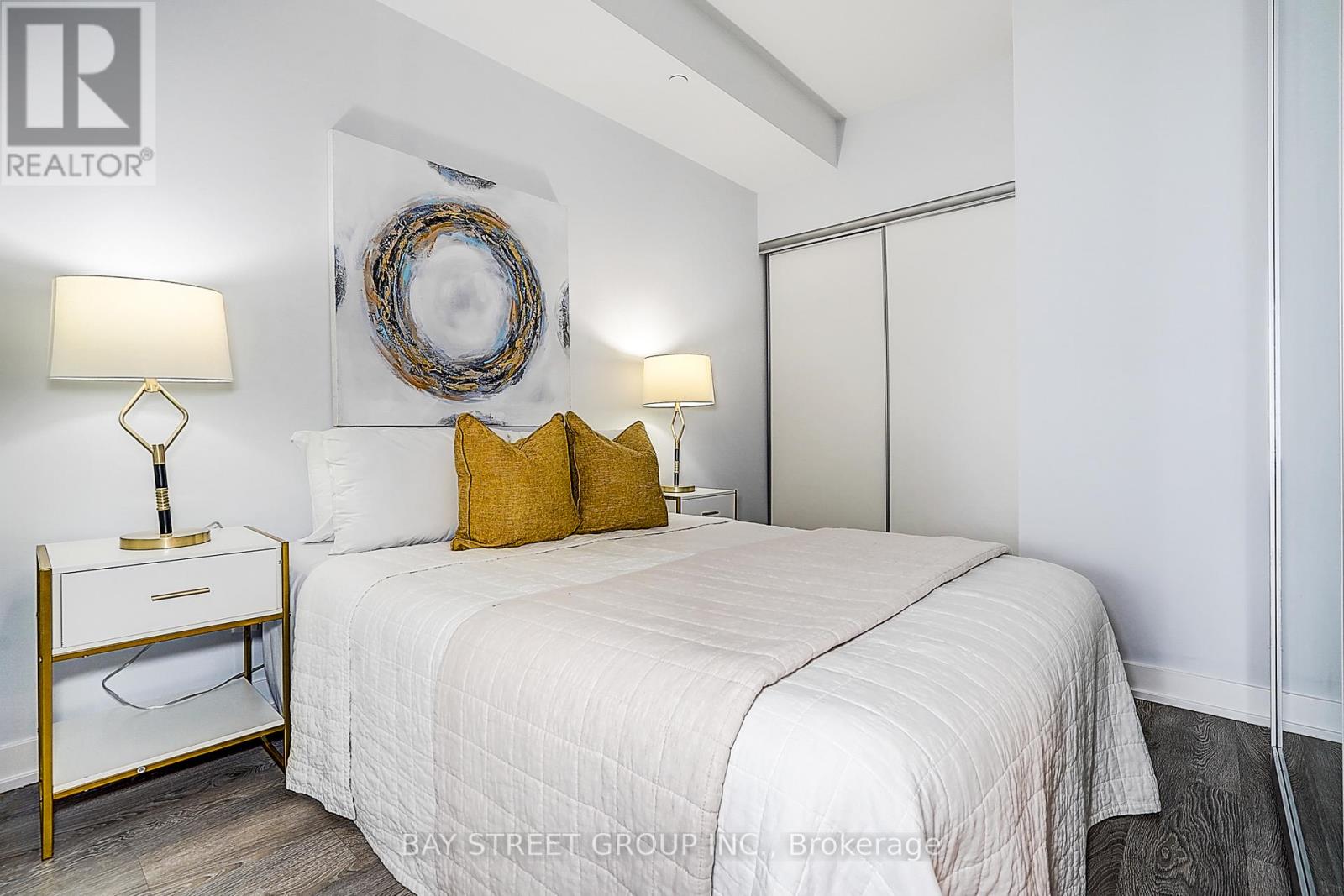 3805 - 1926 Lake Shore Boulevard W, Toronto, Ontario  M6S 1A2 - Photo 18 - W12477556