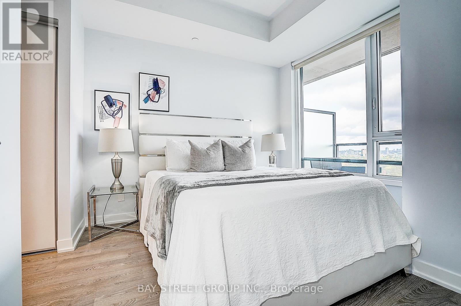 3805 - 1926 Lake Shore Boulevard W, Toronto, Ontario  M6S 1A2 - Photo 19 - W12477556