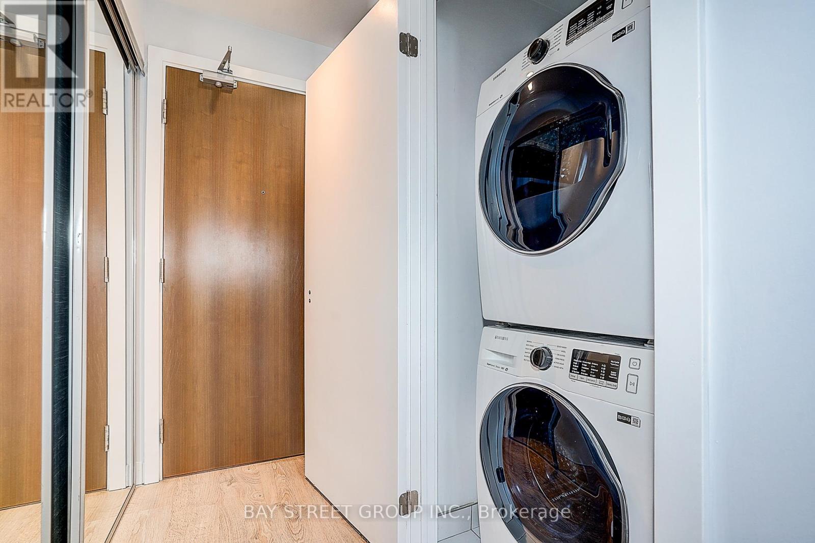 3805 - 1926 Lake Shore Boulevard W, Toronto, Ontario  M6S 1A2 - Photo 22 - W12477556